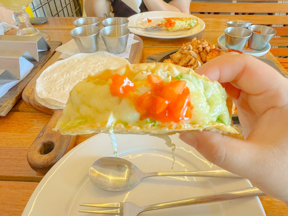 찐이였던 필리핀 보라카이 맛집 스테이션 1 무니무니